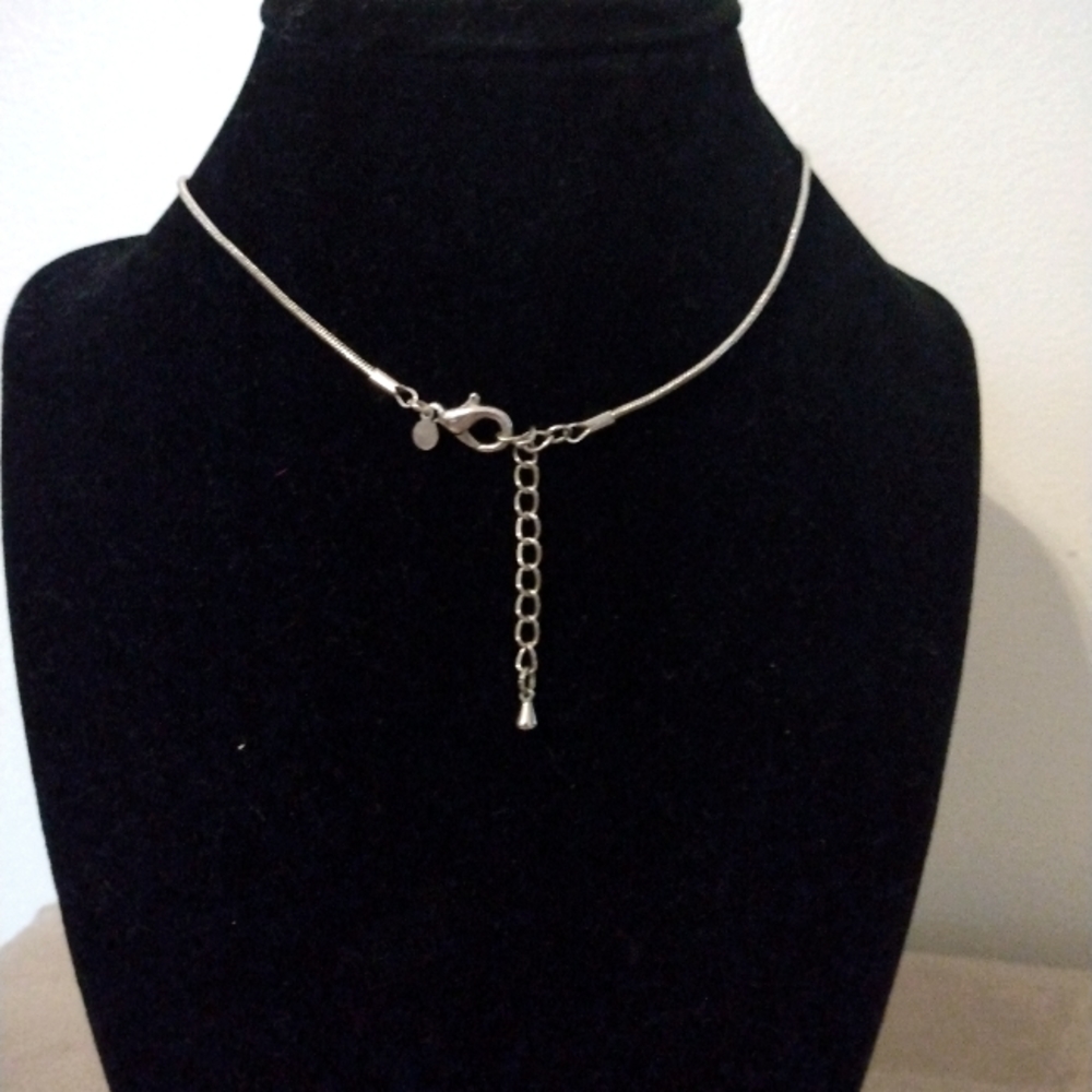 SOLD- Silver CW Key Heart Pendant Necklace - Picture 5 of 13